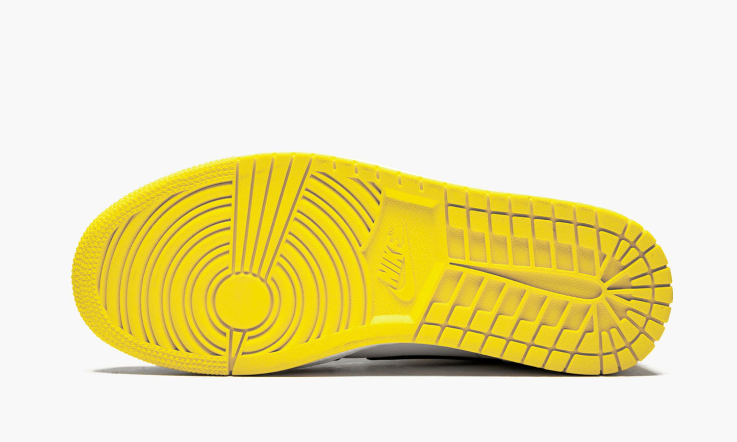 Air Jordan 1 MID SE “Yellow Toe” Sneakers - Basketball Legend