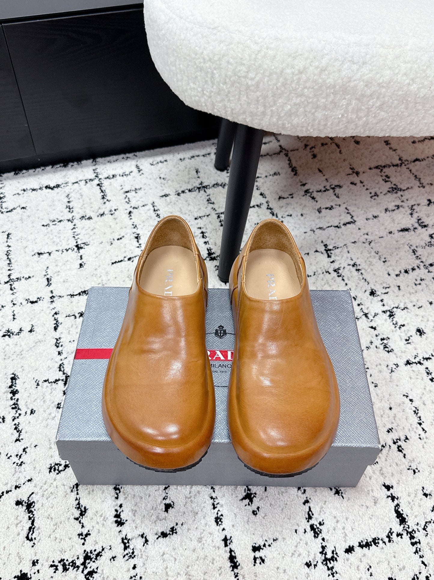 PRA 26S Loafers Camel Brown Calfskin Leather 617128