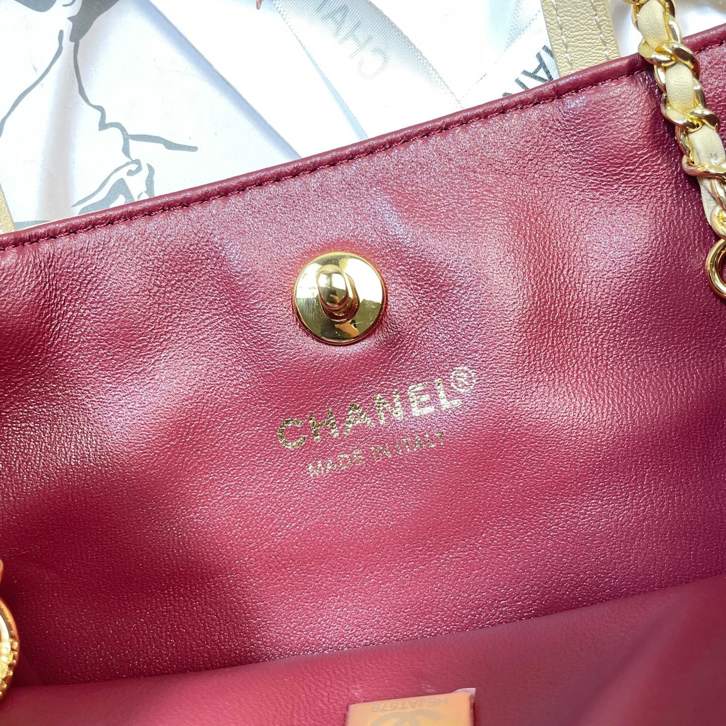 Chanel 2026 Shooping Bag 28.5cm Calfskin With Gold Metal 378587