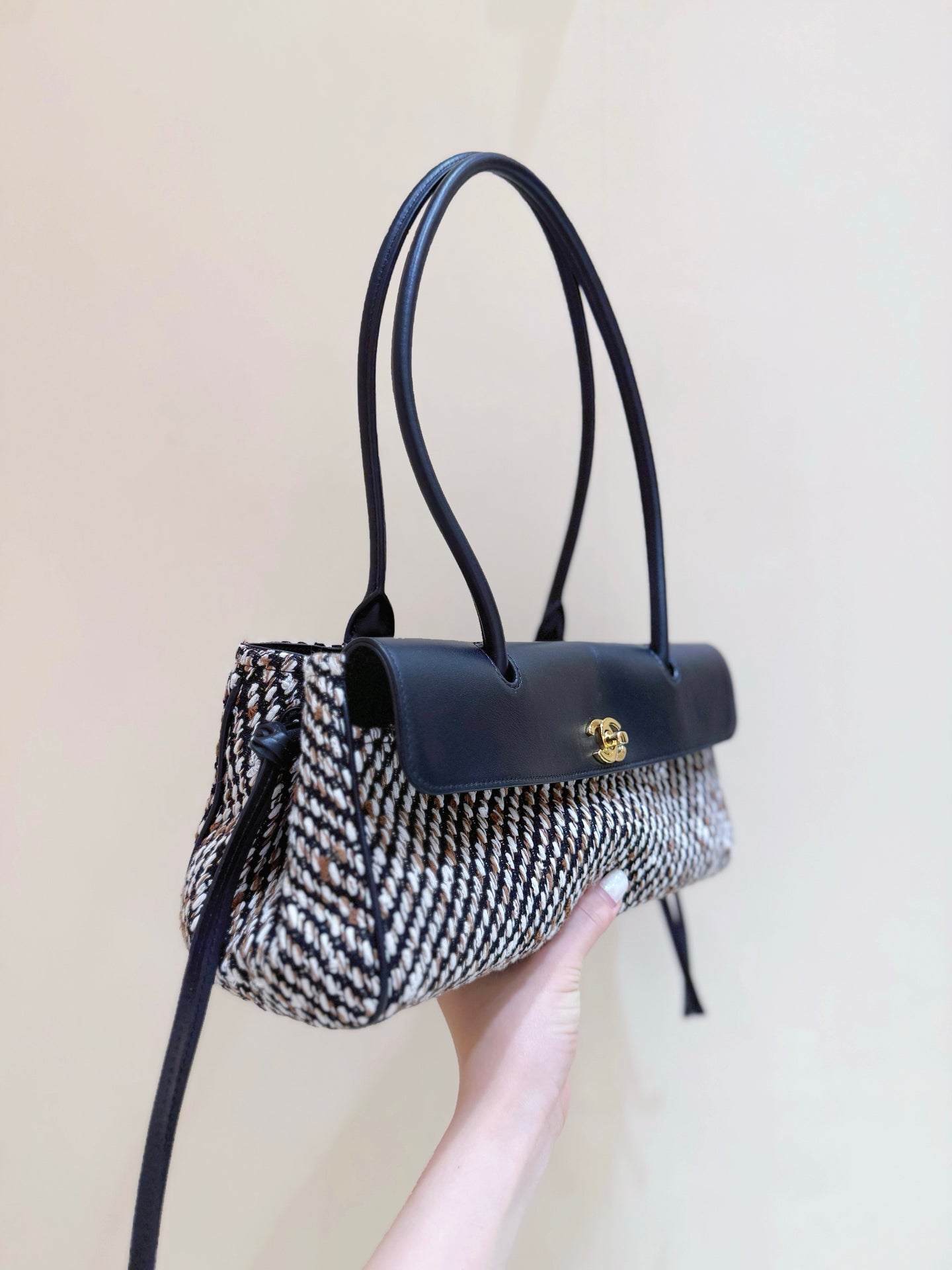 Chanel 2026 "Urban Essential" East West Bag Black Tweed Calfskin 354066