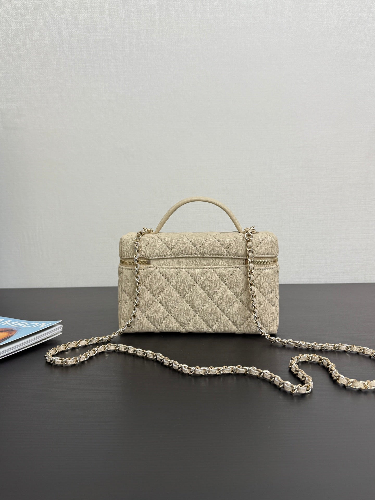 Chanel 2026 Vanity Bag 19cm Cream Calfskin