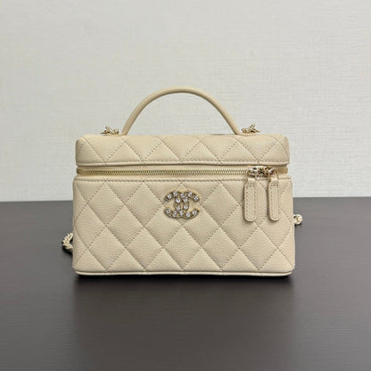 Chanel 2026 Vanity Bag 19cm Cream Calfskin