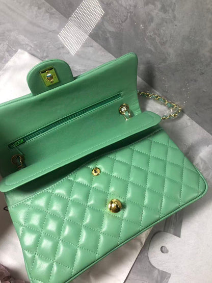 Chanel 2026 Flap Bag 25cm Green Quilted Lambskin