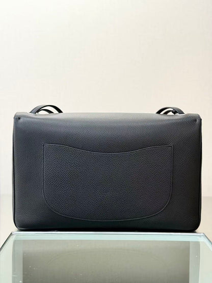 Chanel 2026 Maxi Flap Bag 38.5cm Calfskin