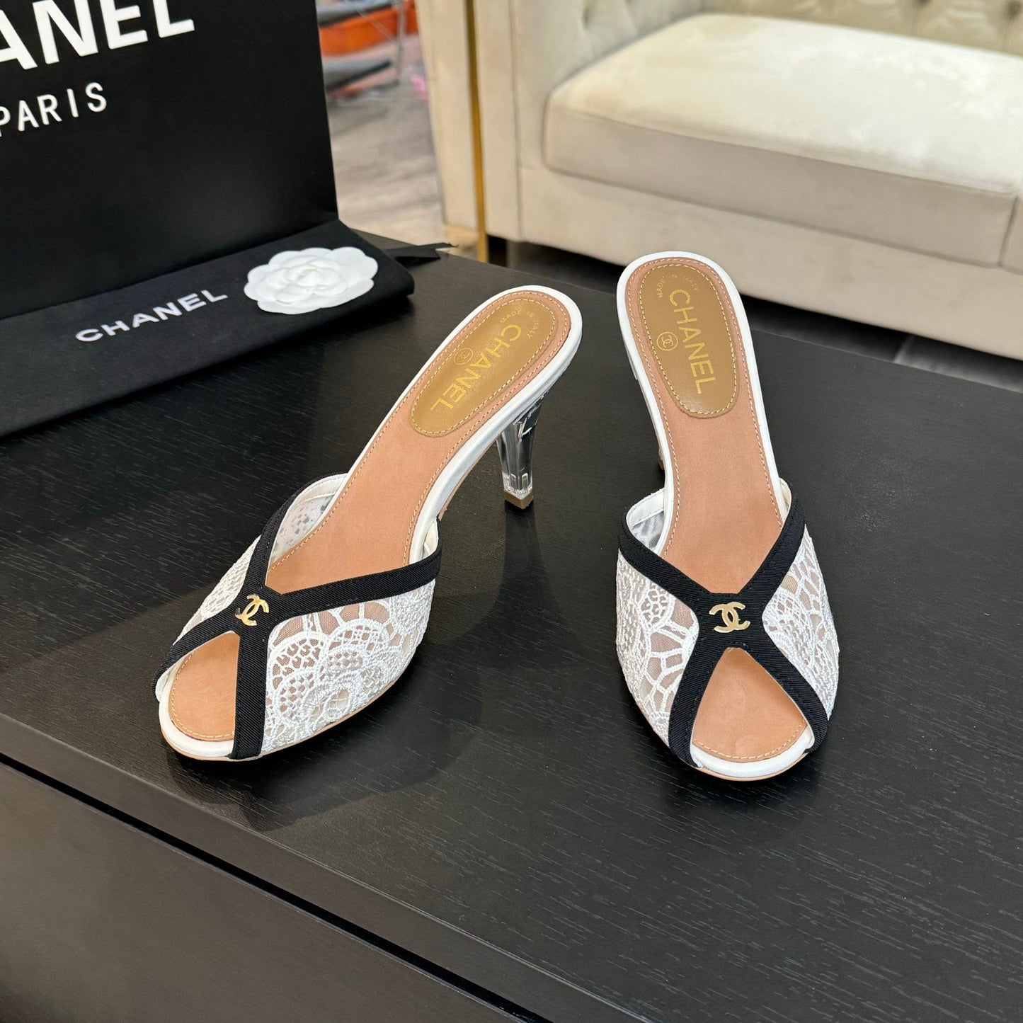 CC 2026 High Heeled Slippers 70 Lace Cowhide 700609