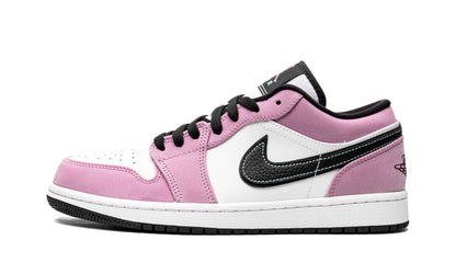 Air Jordan 1 Low SE “Violet Shock” Sneakers - Vintage Inspired