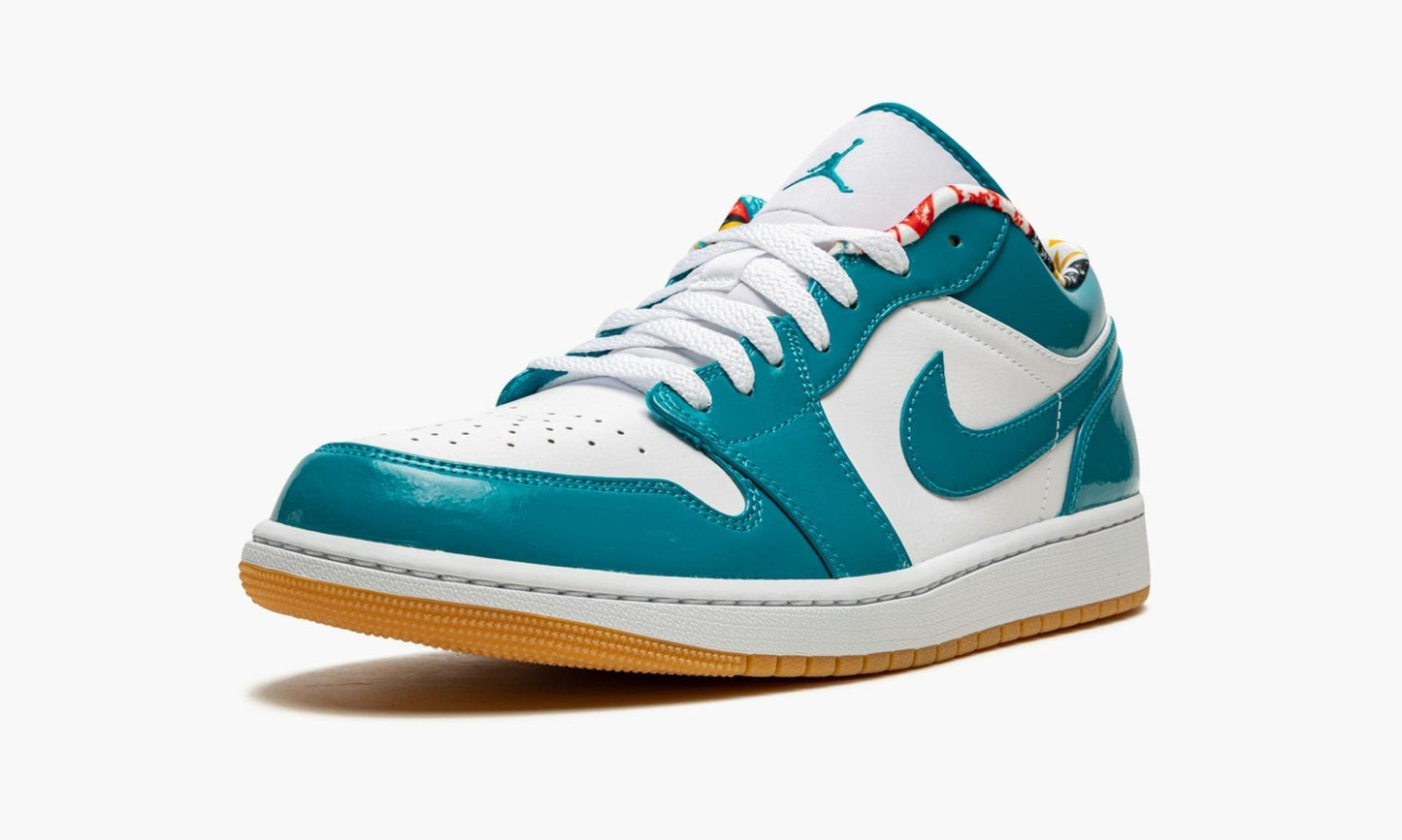Air Jordan 1 Low SE Barcelona Sneakers - Basketball Legend