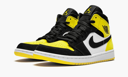 Air Jordan 1 MID SE “Yellow Toe” Sneakers - Basketball Legend