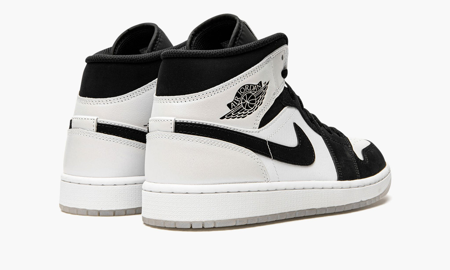 Air Jordan 1 MID SE Diamond Sneakers - Court Classic | Sneakerhead Pick