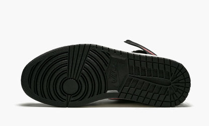 Air Jordan 1 Retro High OG “Sports Illustrated / A Star Is Born” | Fan Favorite