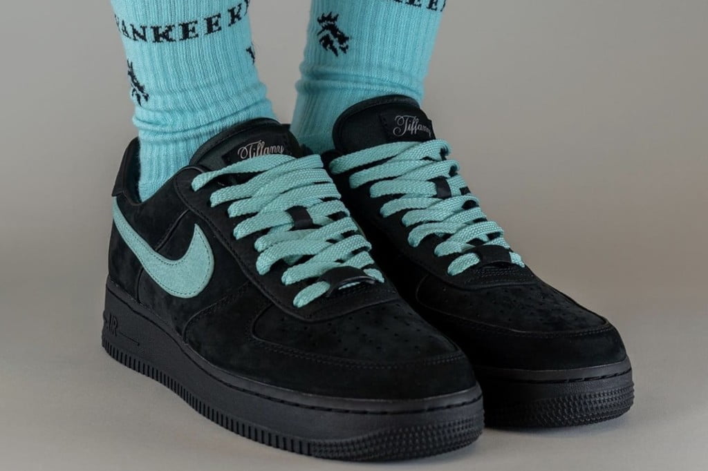 Air Jordan Force 1 Low SP Tiffany And Co. - Opulent Design
