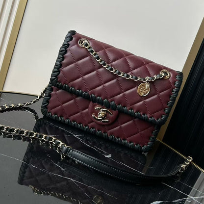 Chanel 2026 Flap 22cm Bag Lambskin 363907