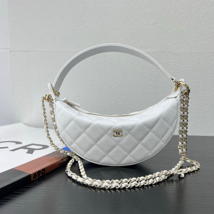 Chanel 2026 Clutch Bag With Strap 22cm Leather