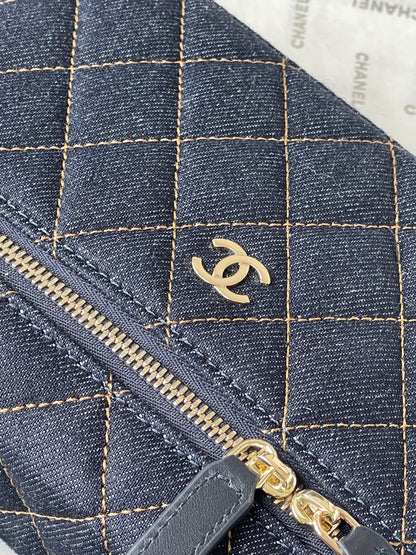 Chanel 2026 Vanity Bag 19.5cm Blue Denim Leather