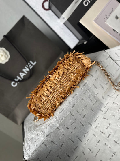 Chanel 2026 Bag 19cm Light Brown Raffia 140935