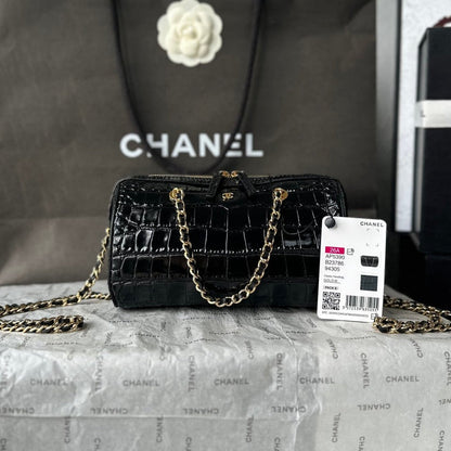 Chanel 2026 Crocodile Embossed Bowling Bag 18.5cm Leather