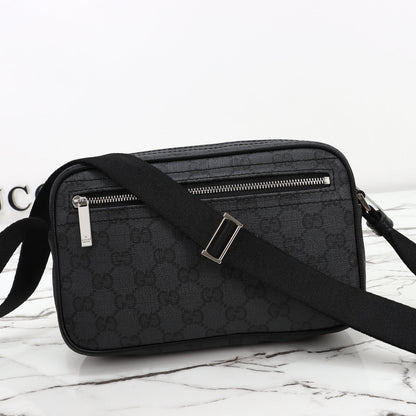 Gucci 2026 Essence Classic Mini Bag 22cm Black Canvas Leather