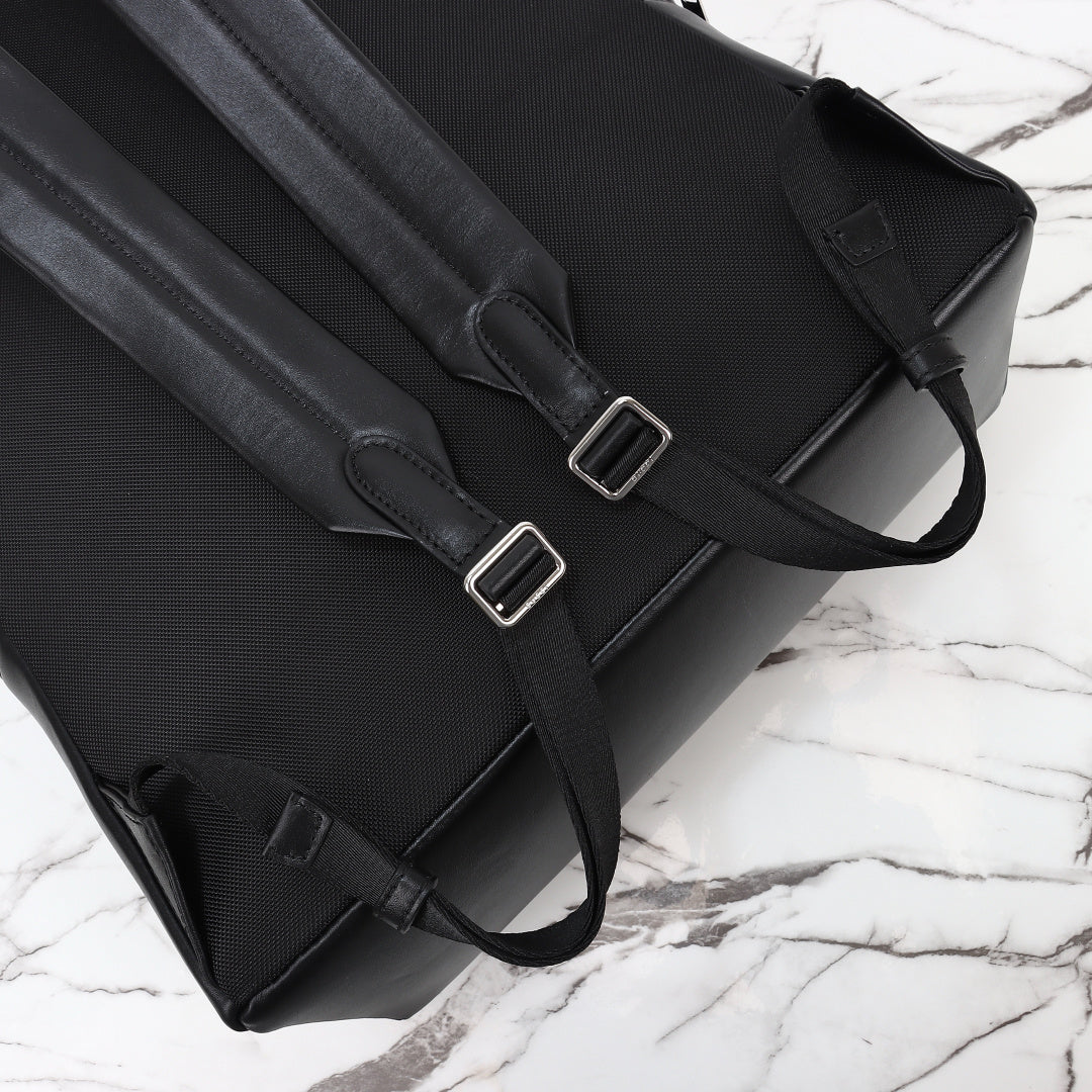 Gucci 2026 Essence Classic Backpack 45cm Canvas Leather