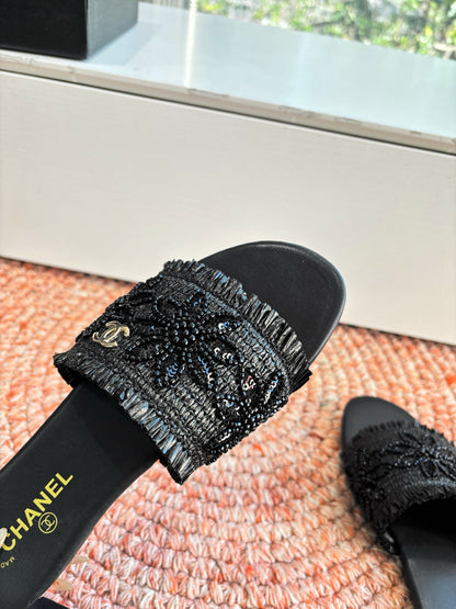 CC 26s Slippers Black Fabric Sheepskin 648230