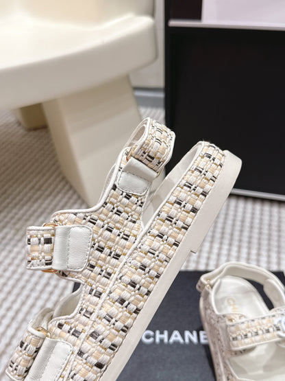 CC 26s Sandals Beige Leather Raffia 632399