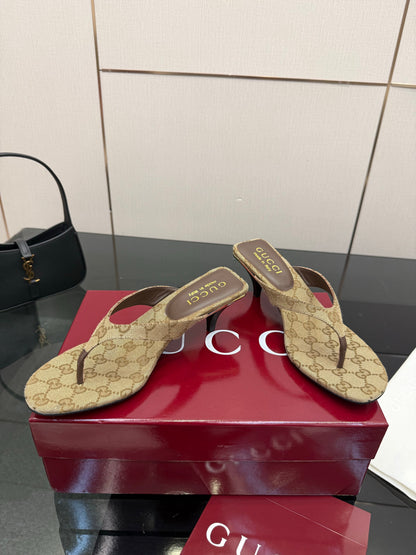 Gucci 2026 Vittoria Thong Sandals 55mm Canvas Leather 726151