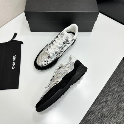 CC 26s Casual Sneakers Black Sliver Suede Cowhide 626457