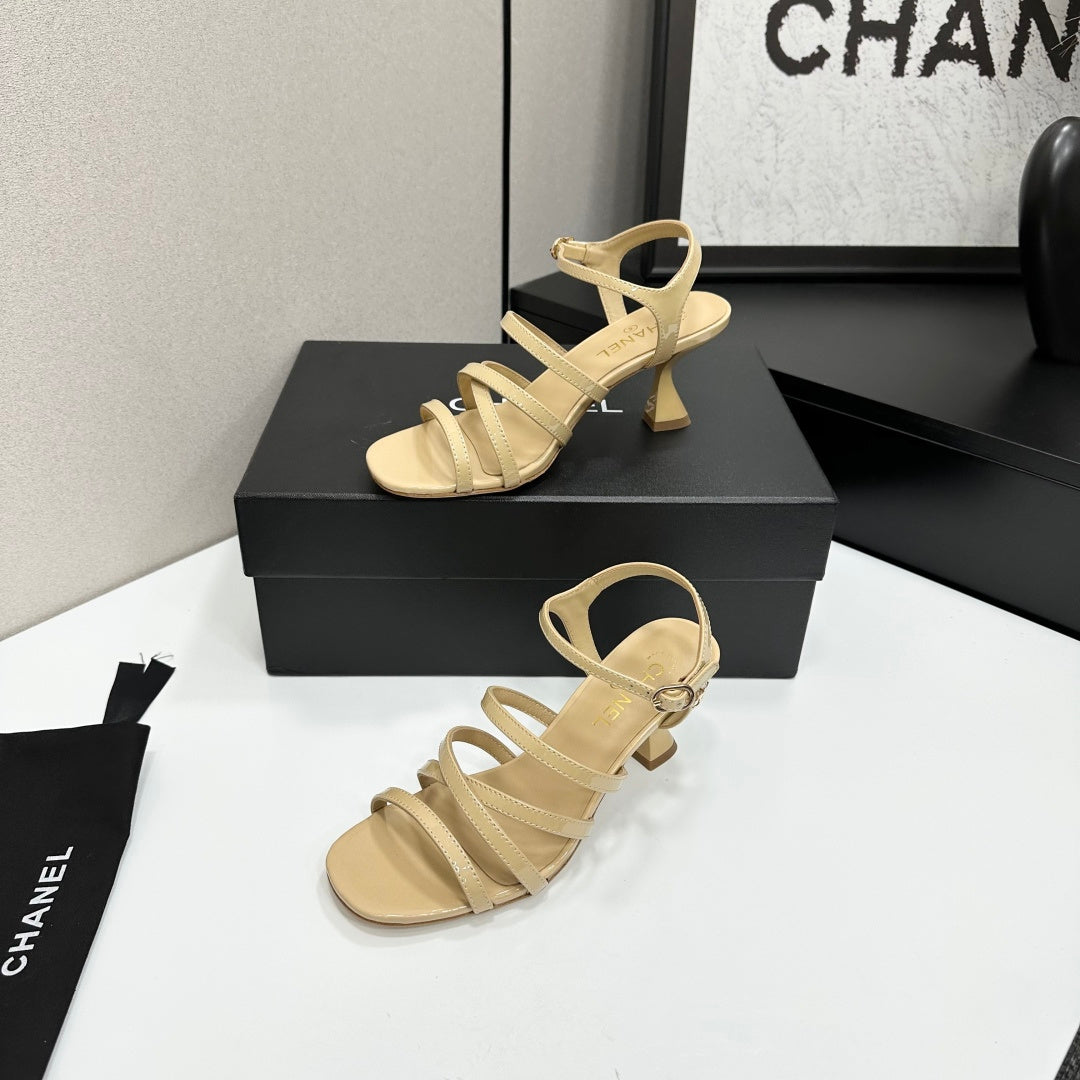 CC 26s High Heel Sandals 65 Beige Patent Leather 626289