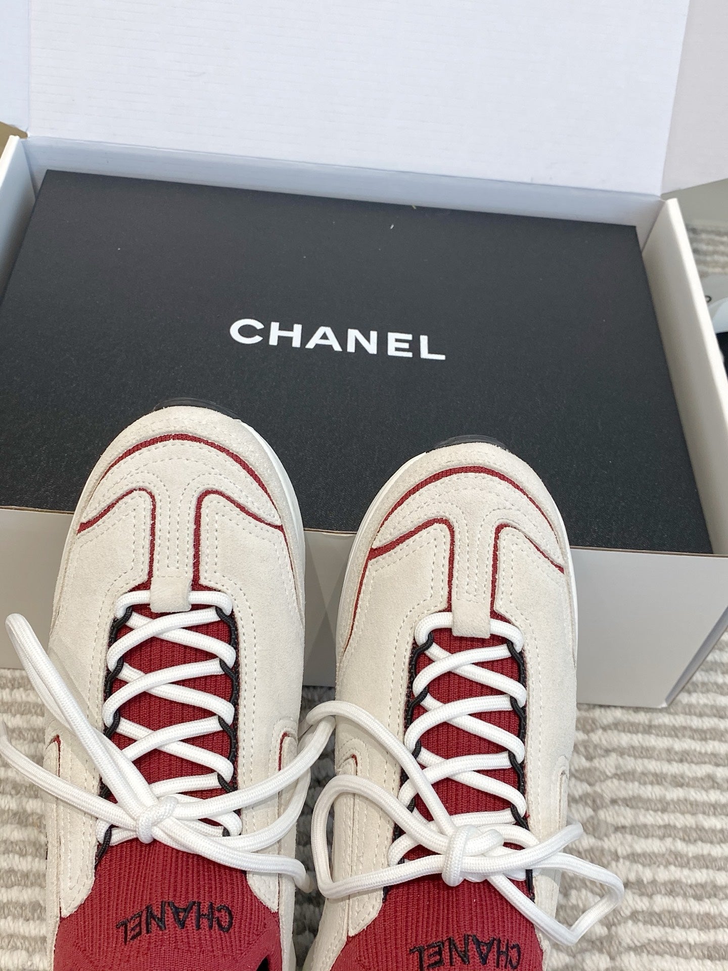 Chanel 2026 Sneaker Suede Calfskin 858560