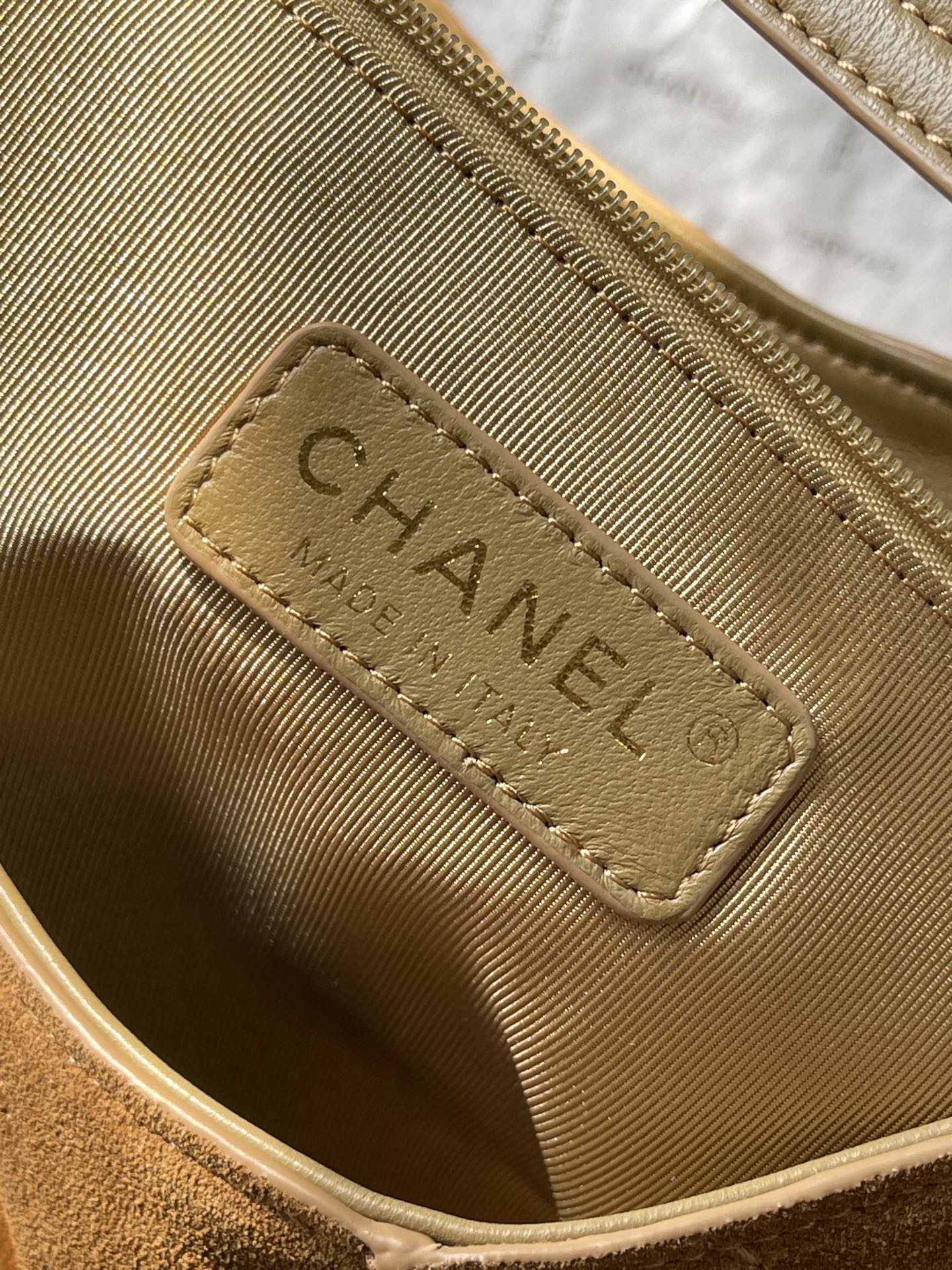 Chanel 2026 Hobo Beach Tote Bag 33cm Tan Suede