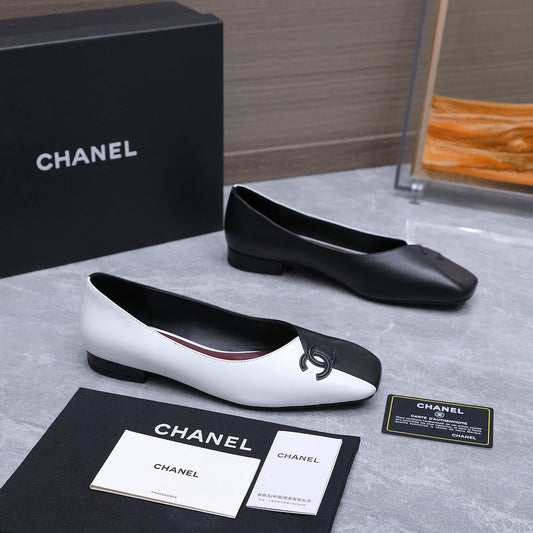 Chanel 2026 Ballet Flats Black White Suede Sheepskin 758420