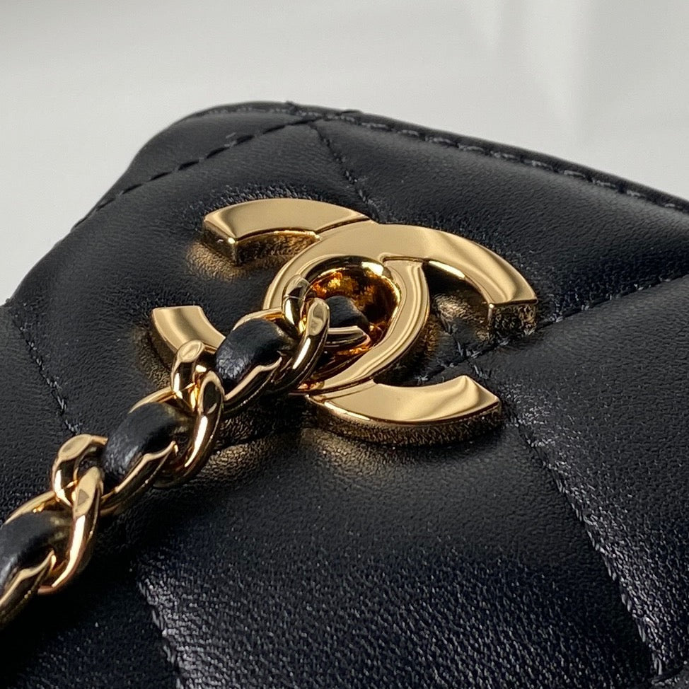 Chanel 2026 Small Shopping Tote Bag Black 24.5cm Black Lambskin 348256