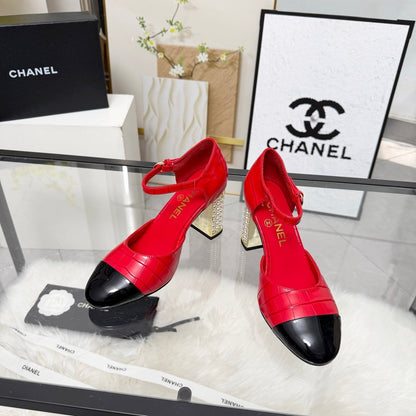 CC 26s Sandals 80 Red Black Cowhide Patent Leather 183565