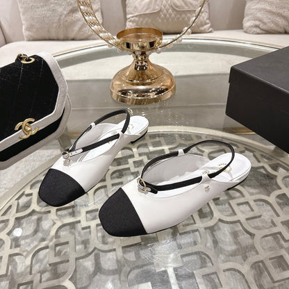 CC 26s Mary Jane White Black Sheepskin 627039