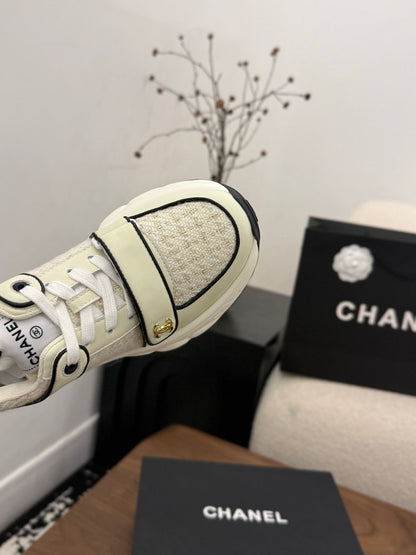 CC 26s Casual Sneaker Cream Tweed Leather 183603