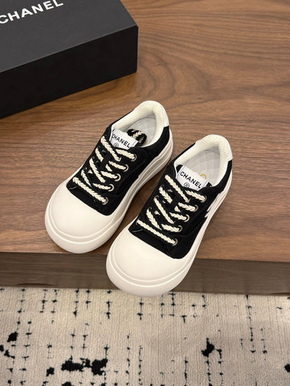 CC 26s Casual Sneaker Black White Canvas Leather 183592