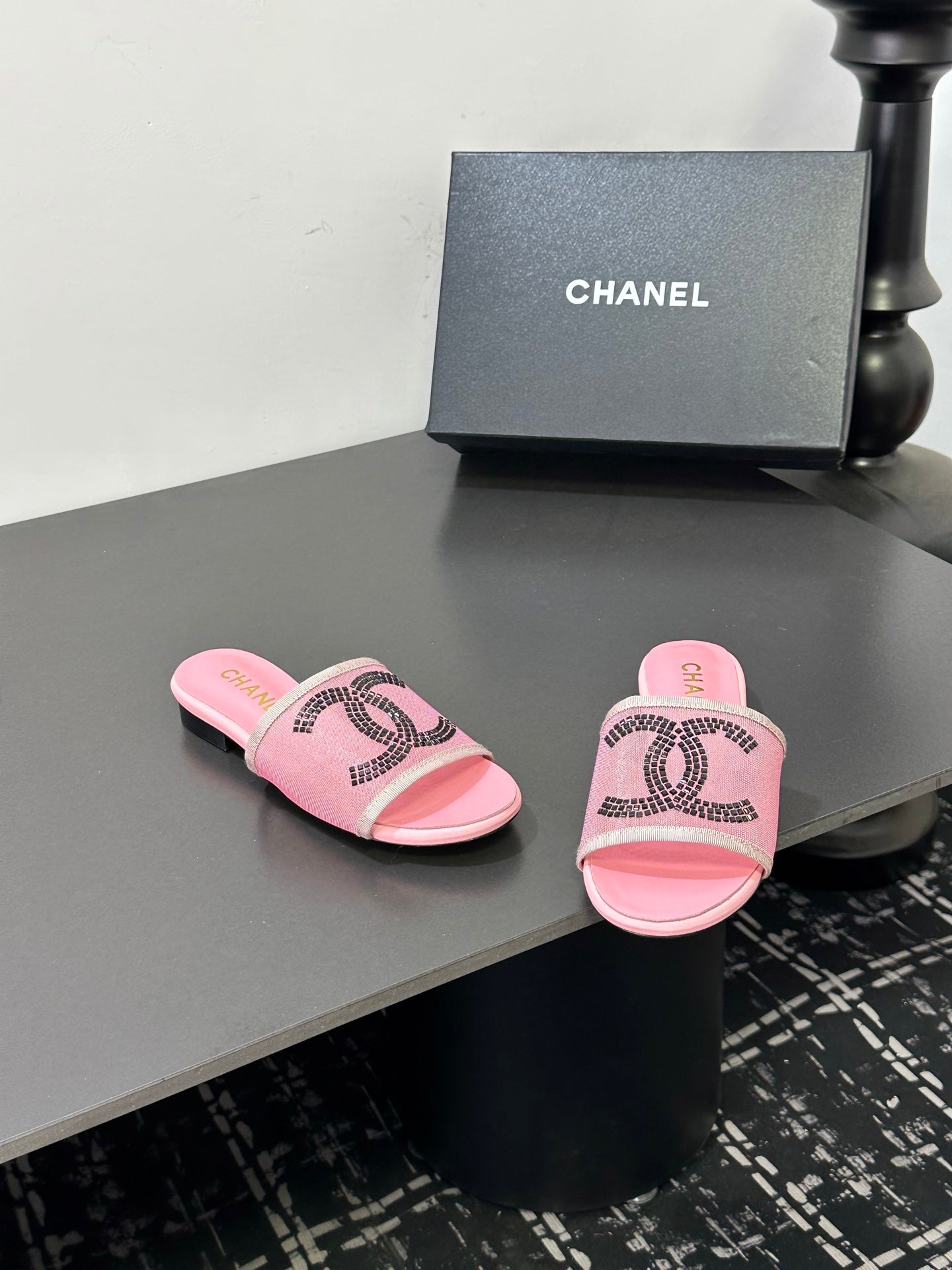 CC 2026 Slippers Pink Black Mesh Sheepskin 668147
