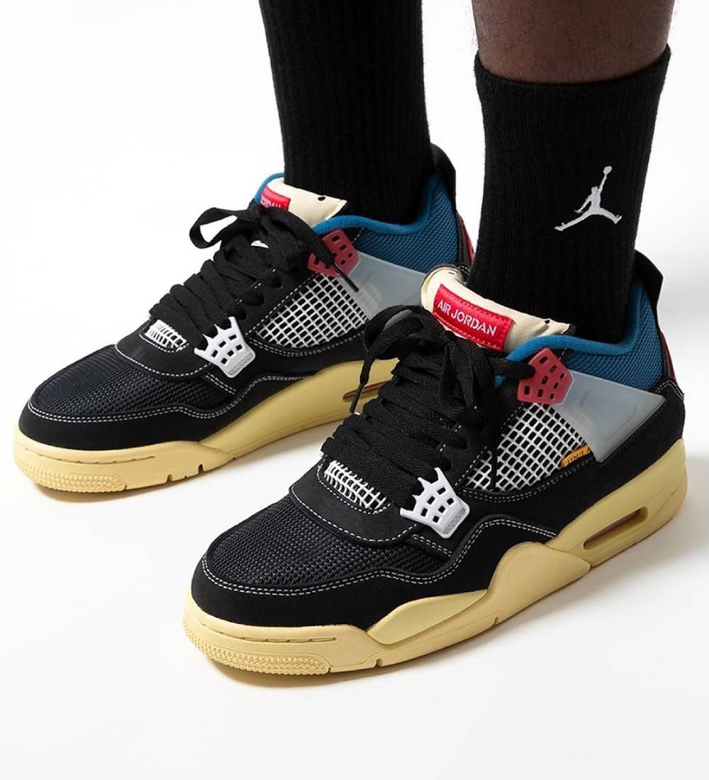 Jordan 4 Retro Union Off Noir Sneakers - Modern Classic